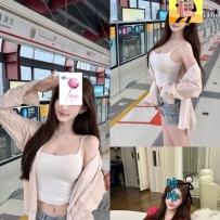 七月→小萝莉→留学生→会喷七月21岁 , 158cm , D罩杯 , 出身:贵州 45kg七