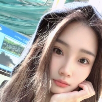 小新疆→本人生活照→妍妍姐妹求飞小新疆23岁 , 160cm , C➕罩杯 , 出身:新